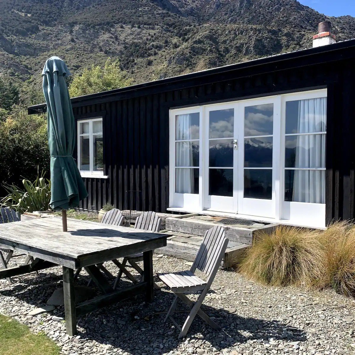 The Black Shack exterior view, Lake Hawea bach
